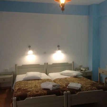 Hotel Haritos - Geothermal Hot Swimming Pool