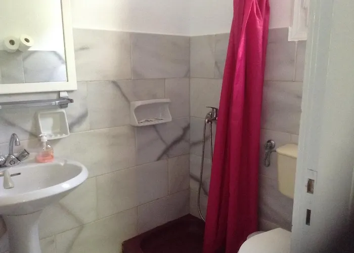 Haritos - Geothermal Hot Swimming Pool