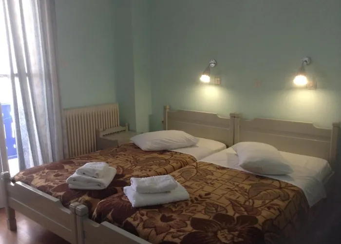 Haritos - Geothermal Hot Swimming Pool 3* Skála