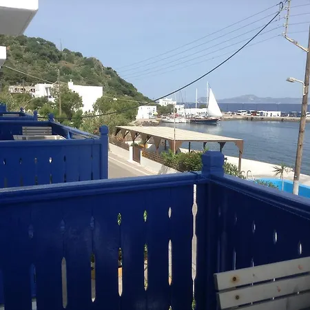 Haritos - Geothermal Hot Swimming Pool 3* Mandraki (Nisyros)