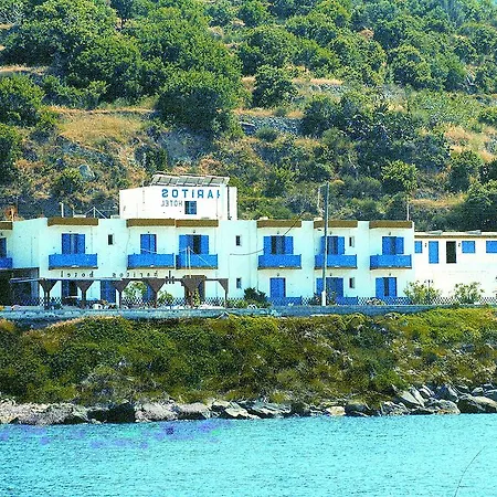 Haritos - Geothermal Hot Swimming Pool Hotel Mandraki (Nisyros)