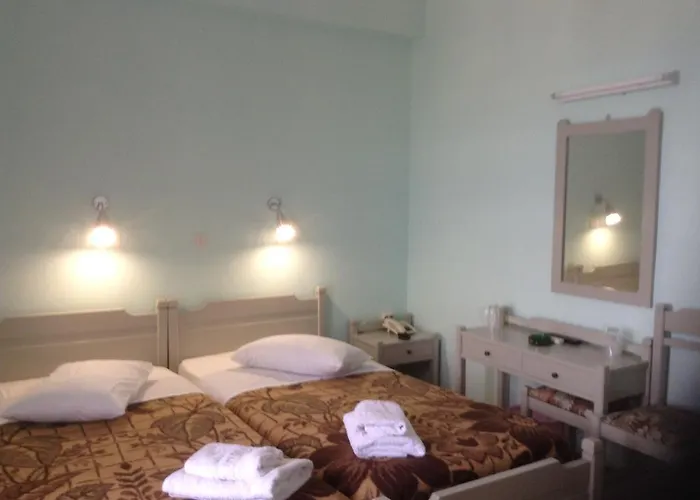 Hotel Haritos - Geothermal Hot Swimming Pool 3*