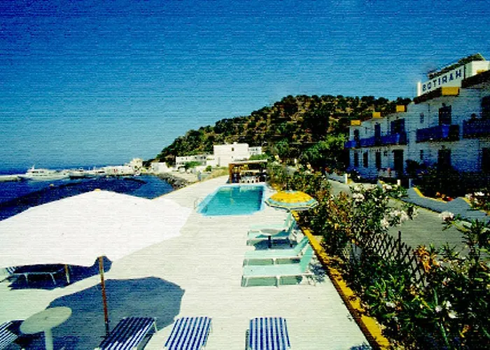 Haritos - Geothermal Hot Swimming Pool Hotel Skála